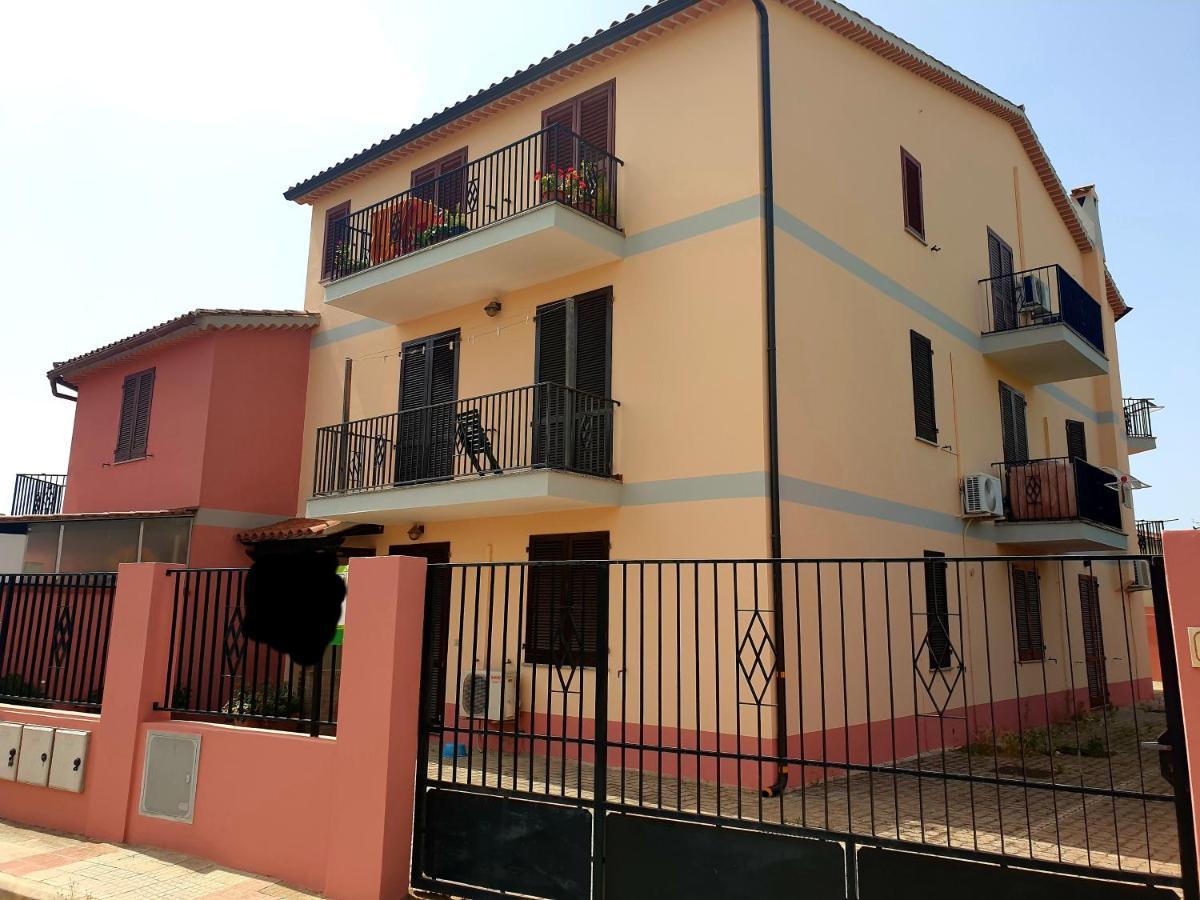 Dimora Rena Dorada - Apartment In Pula, Sardinia, Italy Exterior photo